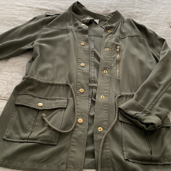 Spring/Fall military jacket by DIVIDED - Picture 7 of 9